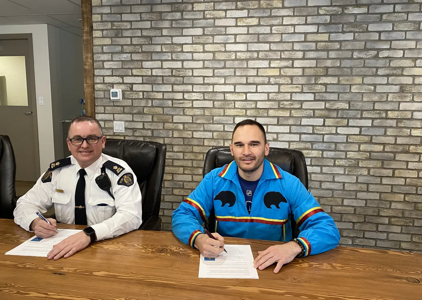 Post Image For Thumbnail for WLFN Renews Letter of Expectation with RCMP
